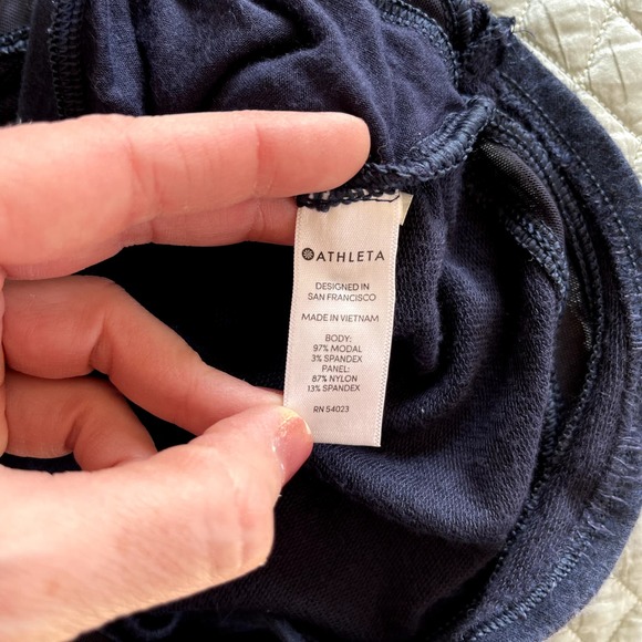 Athleta Breathe Shortie Short Navy Blue Size Medium Sheer Mesh Cutout Athletic - Picture 15 of 15